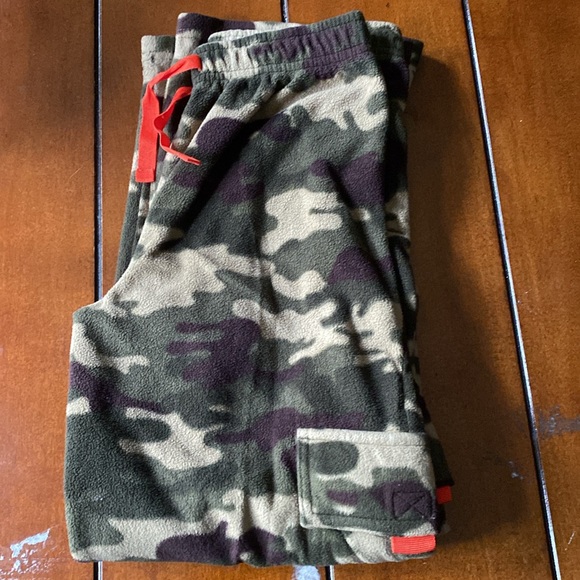 Garanimals 365 kids camo pants Size 8 Approx  31 inches long - Picture 1 of 8